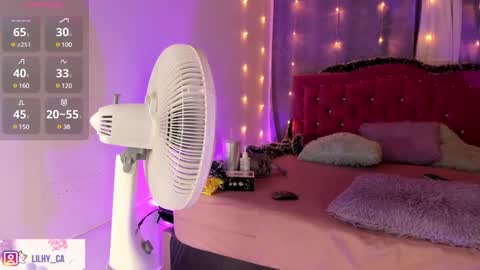 Lily  online show from December 26, 8:11 pm
