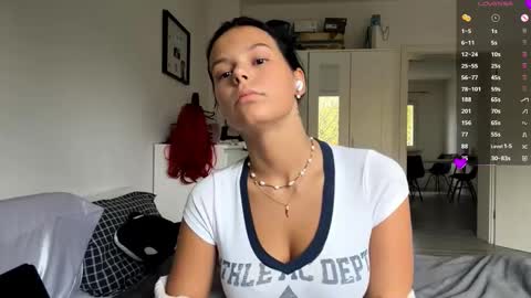 Snapshot of wildahankin chatting on October 25, 7:16 am Mia online show from October 25, 7:16 am