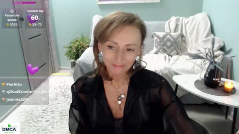 Helen online show from March 2, 7:15 am