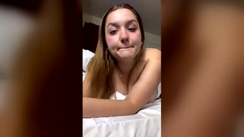 wildernessgoddess online show from December 21, 3:11 am