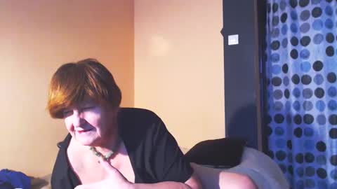 Snapshot of wildredcat chatting on February 2, 1:41 pm WildRedCat online show from February 2, 1:41 pm