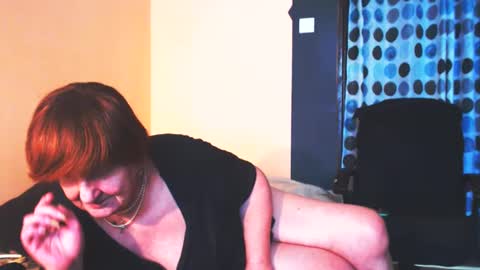 Snapshot of wildredcat chatting on March 12, 1:40 pm WildRedCat online show from March 12, 1:40 pm