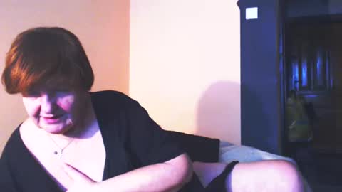 Snapshot of wildredcat chatting on February 11, 12:04 pm WildRedCat online show from February 11, 12:04 pm