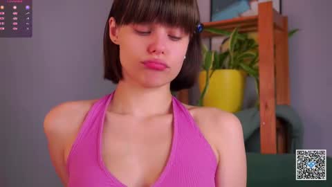 Snapshot of willalwaysloveyouuuuu chatting on September 30, 1:44 am Eva online show from September 30, 1:44 am