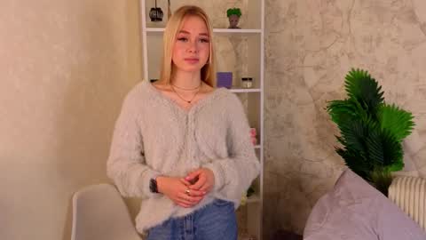 Lina online show from September 20, 7:28 am