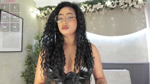 Ms Willow online show from December 13, 7:32 pm