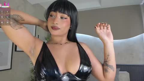 Snapshot of willow_hendrix chatting on October 16, 12:30 pm Ms Willow online show from October 16, 12:30 pm