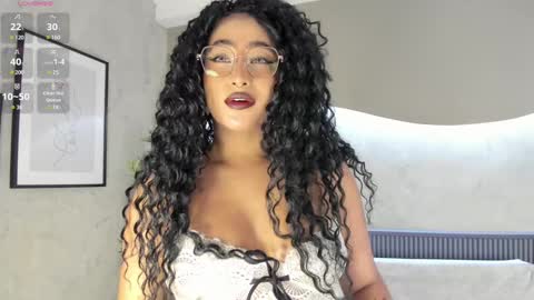 Ms Willow online show from December 3, 7:44 pm