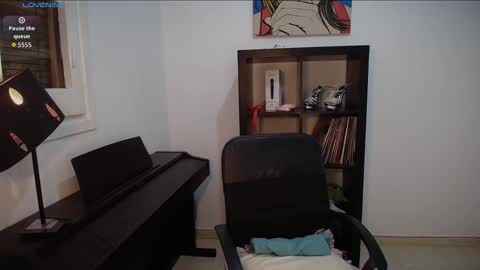 Sara online show from October 7, 6:34 pm