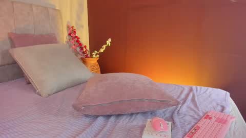 Snapshot of wini_fer chatting on September 20, 7:45 pm Wini Fer online show from September 20, 7:45 pm