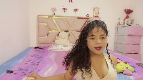  Winnifer Gonzalez  online show from May 26, 3:50 am