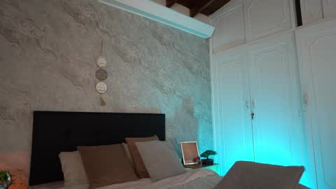 Win online show from February 8, 12:47 am