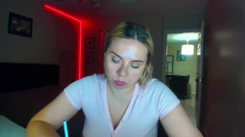 Snapshot of winter_miracle chatting on September 30, 6:30 am Winter Miracle online show from September 30, 6:30 am