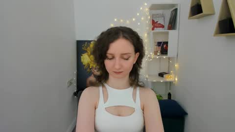 Snapshot of winterfairytale1 chatting on February 25, 3:42 am Amber online show from February 25, 3:42 am