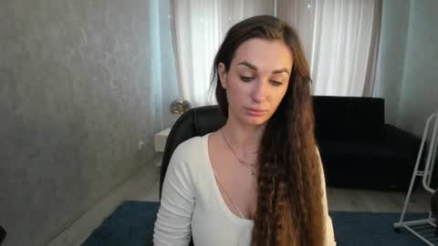 wise_whiter online show from June 25, 7:02 am
