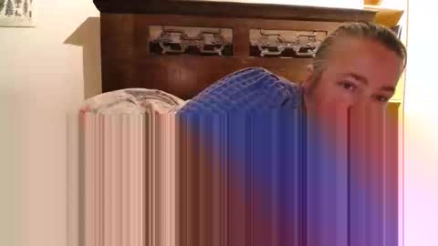 Snapshot of witchannie chatting on October 15, 1:19 am Annie online show from October 15, 1:19 am