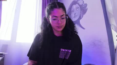     Luna Violeta  A r t i s t  online show from November 23, 9:38 pm