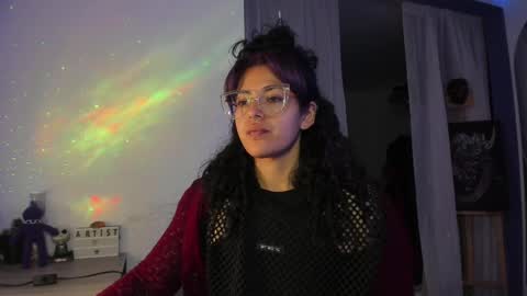 Snapshot of witchofhearts chatting on February 17, 11:33 pm Luna Violeta A r t i s t online show from February 17, 11:33 pm