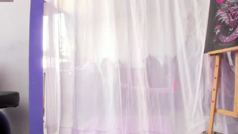 Snapshot of witchofhearts chatting on December 31, 5:51 pm Luna Violeta A r t i s t online show from December 31, 5:51 pm