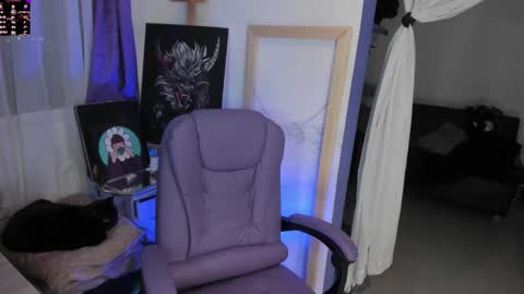 Snapshot of witchofhearts chatting on September 20, 1:59 am Luna Violeta A r t i s t online show from September 20, 1:59 am