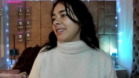 Andrea  online show from February 14, 4:15 am