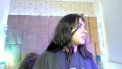 Andrea  online show from February 9, 4:04 am