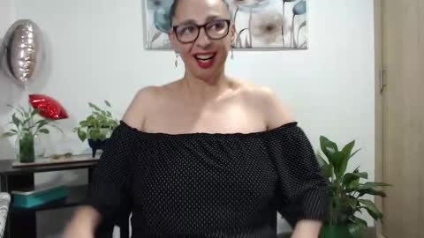 Womanhornyx online show from November 9, 6:15 pm