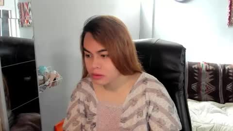 workingbabe41688 online show from November 1, 12:15 am