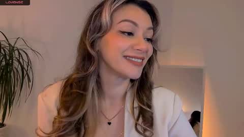 Snapshot of worldsbaby chatting on October 17, 6:11 pm worldsbaby online show from October 17, 6:11 pm