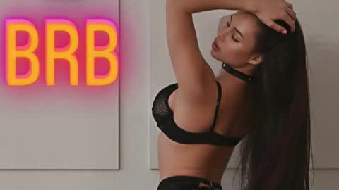 Emi online show from September 27, 8:16 pm