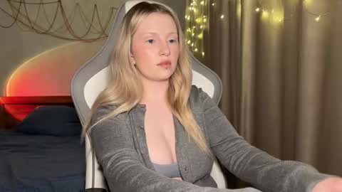 eva online show from December 21, 4:55 pm