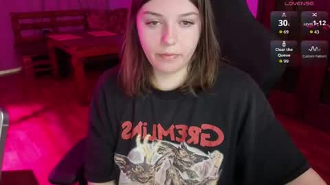 LOVE NERDS ONLY online show from July 30, 3:40 am