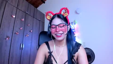 XALLYSONX online show from December 29, 11:40 am