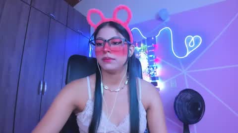 XALLYSONX online show from January 26, 11:17 am