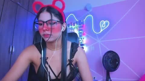 XALLYSONX online show from January 31, 11:24 am