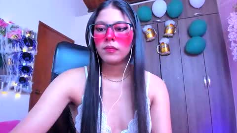 XALLYSONX online show from October 3, 12:10 pm