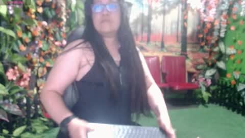 xander_taylor_ online show from October 2, 4:28 am