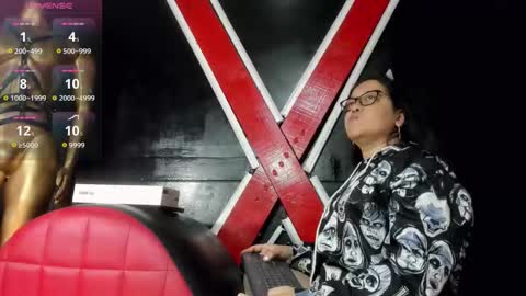 xander_taylor_ online show from October 7, 11:31 pm