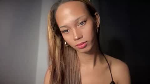 Cassandra online show from December 3, 10:23 pm