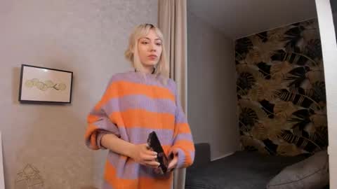 Adelina online show from September 17, 1:47 am