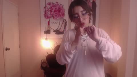 Xayah online show from January 30, 1:31 pm
