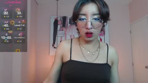 Xayah online show from January 17, 1:24 pm