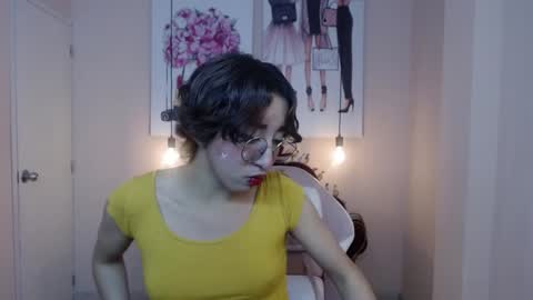 Xayah online show from January 26, 1:25 pm
