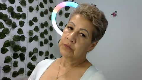 xcarlotax online show from July 16, 2:27 am