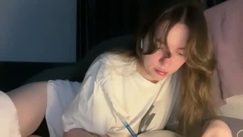xcharliesa online show from February 7, 8:20 pm