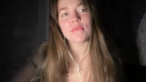 xcharliesa online show from September 11, 7:25 pm