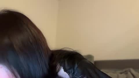 Snapshot of xcutexbunny chatting on October 13, 5:48 pm XCuteXbunny online show from October 13, 5:48 pm