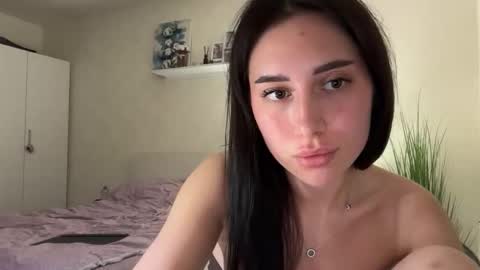 Snapshot of xcutexbunny chatting on October 2, 9:20 pm XCuteXbunny online show from October 2, 9:20 pm