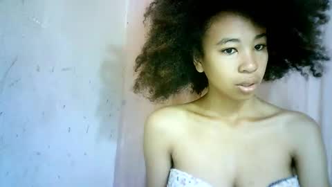 xenna610827 online show from February 12, 5:26 am