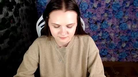 Lina online show from September 14, 8:01 am
